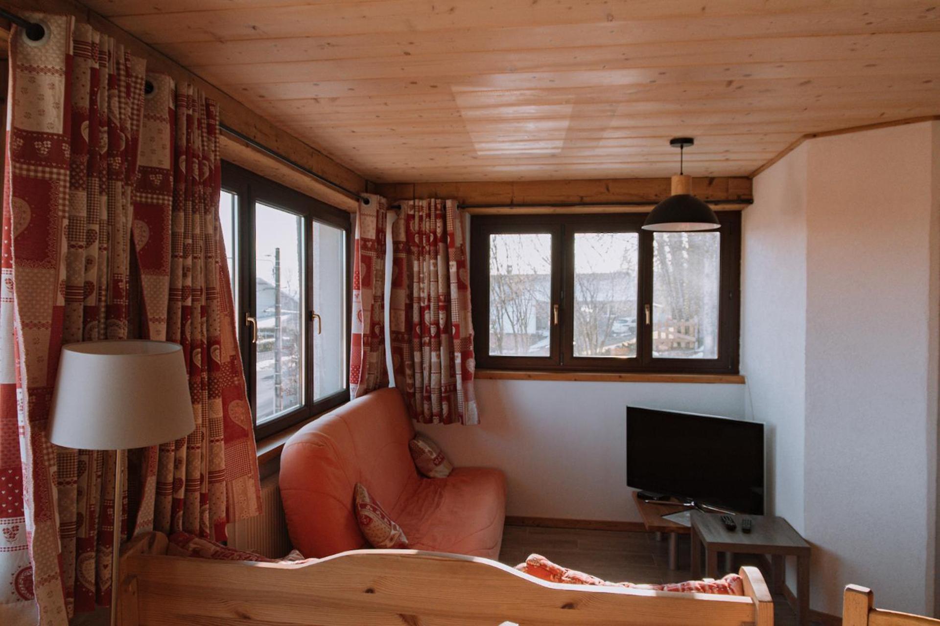 Gite Le P'Tit Chasseral Maiche Экстерьер фото